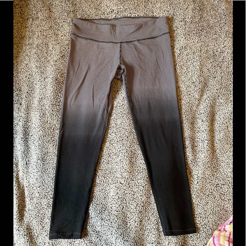 NWOT Danskin Cropped Ombré Leggings XL